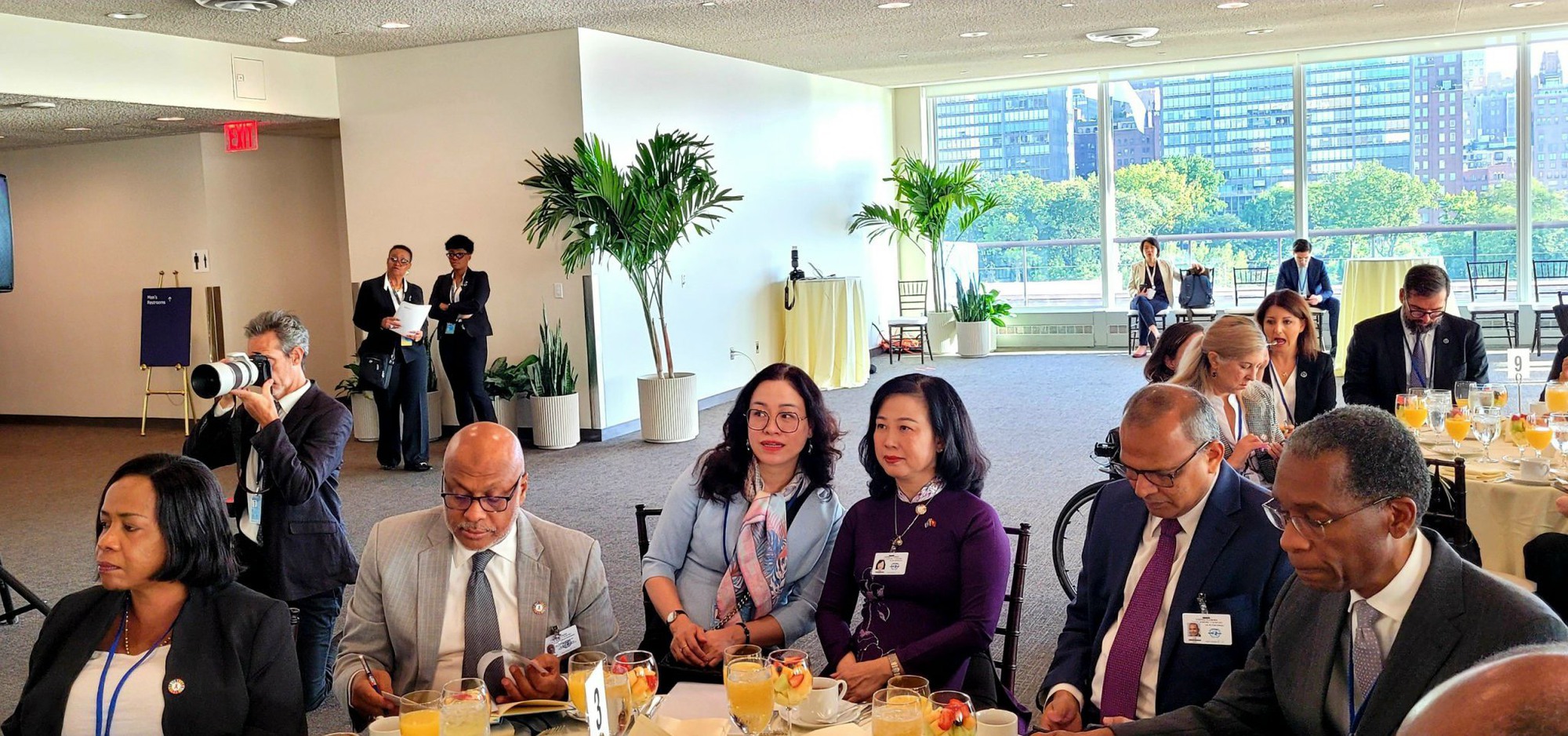 Bộ trưởng Bộ Y tế Đào Hồng Lan dự Hội nghị cấp cao về chấm dứt AIDS của Liên hợp quốc - Ảnh 2.