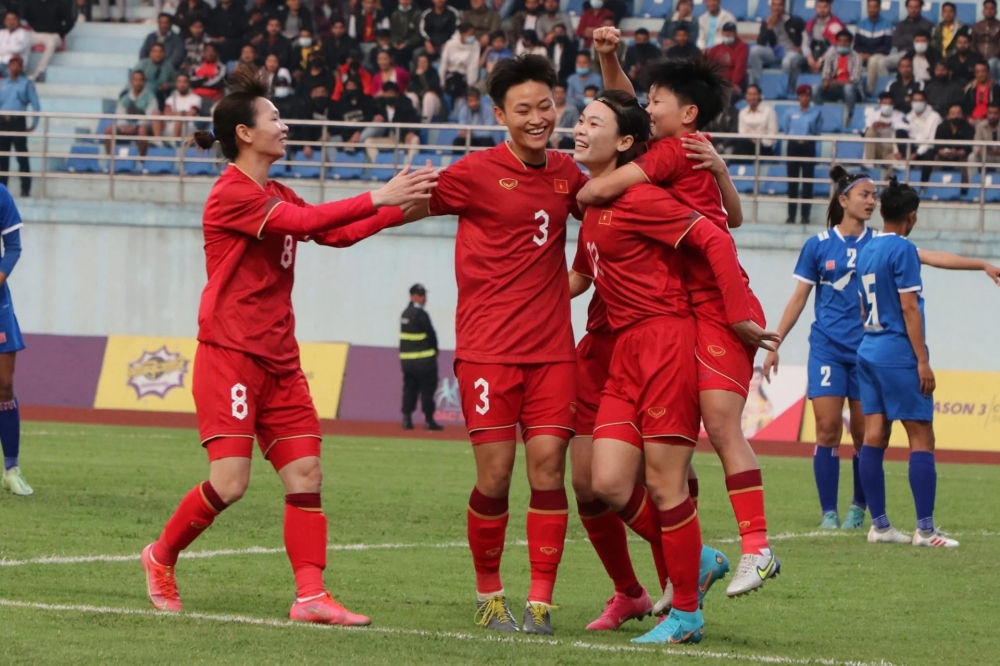 Lịch thi đấu bóng đá hôm nay 22/9: Đội tuyển nữ Việt Nam xuất trận tại ASIAD 19 - Ảnh 1.