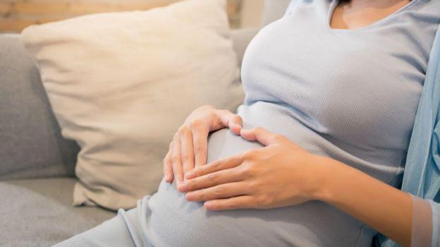 Lạm dụng chất gây nghiện làm tăng nguy cơ đột quỵ khi mang thai - Ảnh 2.
