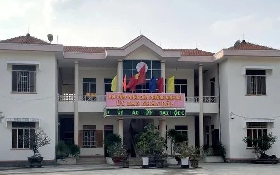 Bắt cựu phó chủ tịch phường ở Khánh Hòa vì lạm quyền