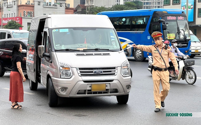 Từ 15/9, cảnh sát giao thông sẽ được dừng xe kiểm soát trong 4 trường hợp