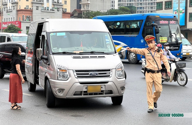 Từ 15/9, cảnh sát giao thông sẽ được dừng xe kiểm soát trong 4 trường hợp