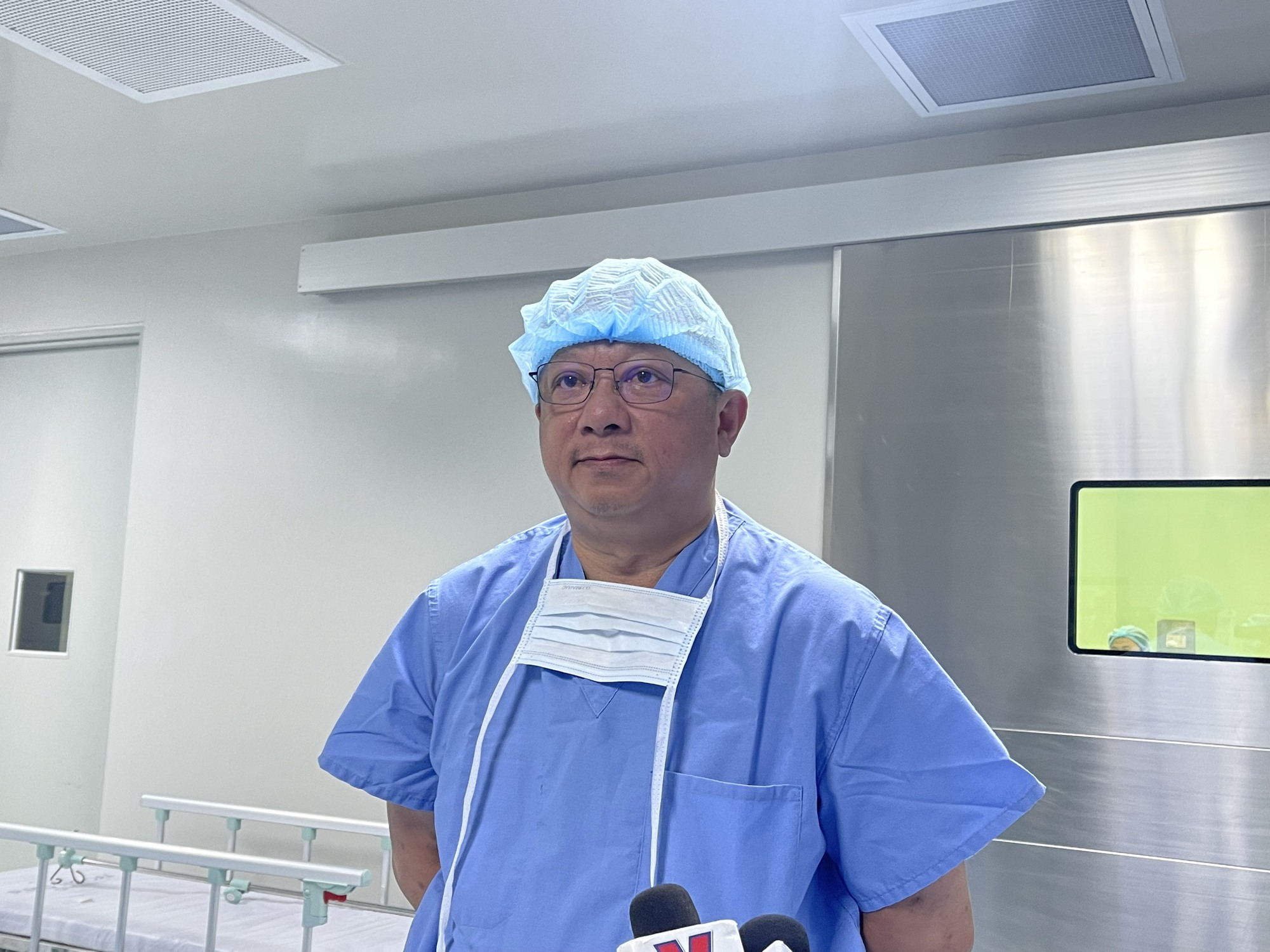 Thầy thuốc Việt nỗ lực mang kỹ thuật đỉnh cao Âu- Mỹ giá 150.000 USD về trị bệnh động kinh cho trẻ - Ảnh 2.