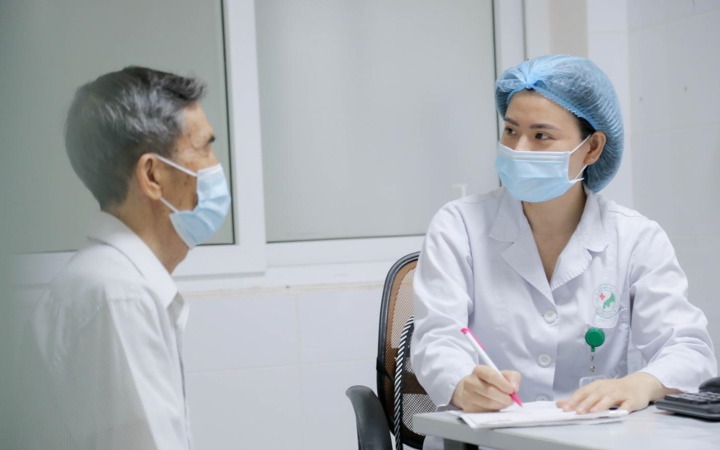 Ai phải có giấy phép hành nghề theo Luật Khám bệnh, chữa bệnh sửa đổi có hiệu lực từ 1/1/2024?