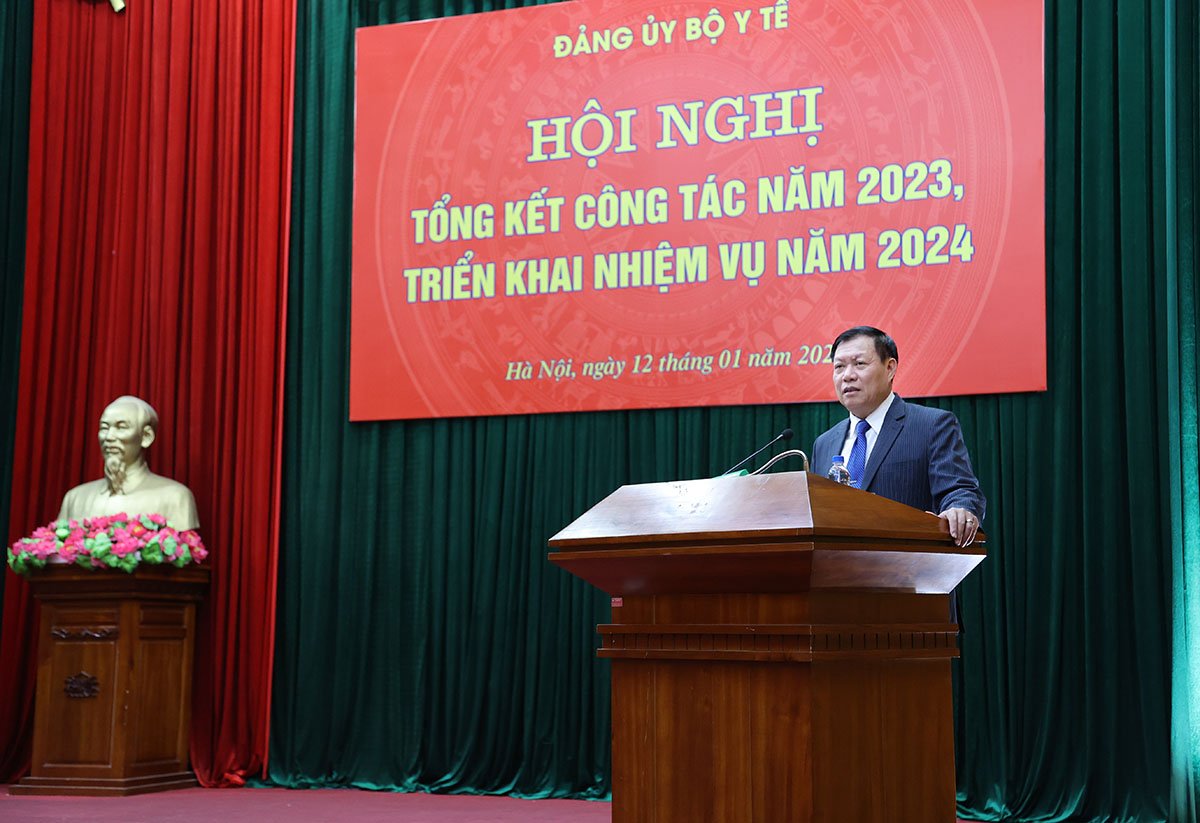 Đảng ủy Bộ Y tế tổng kết công tác Đảng năm 2023, triển khai nhiệm vụ năm 2024
- Ảnh 3.