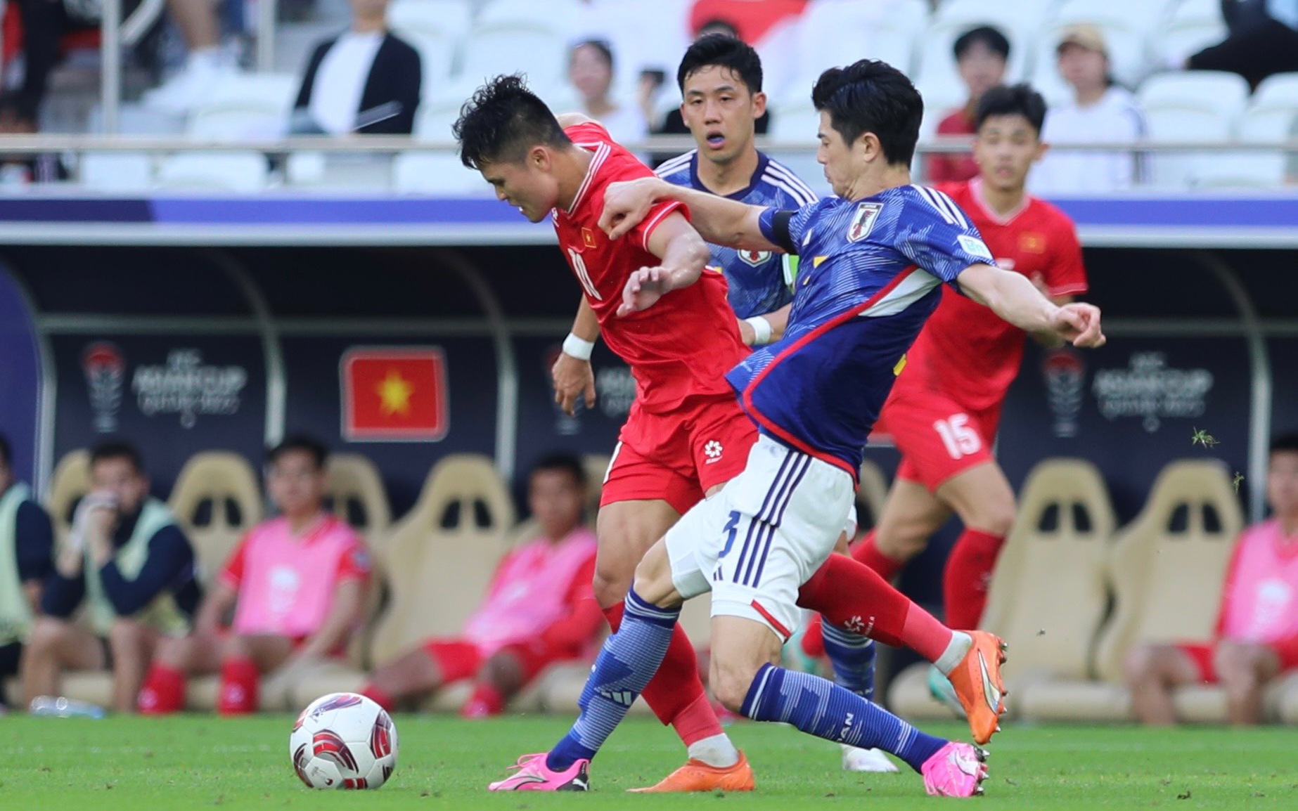 AFC: Việt Nam - Nhật Bản là trận đấu hay nhất kể từ đầu giải