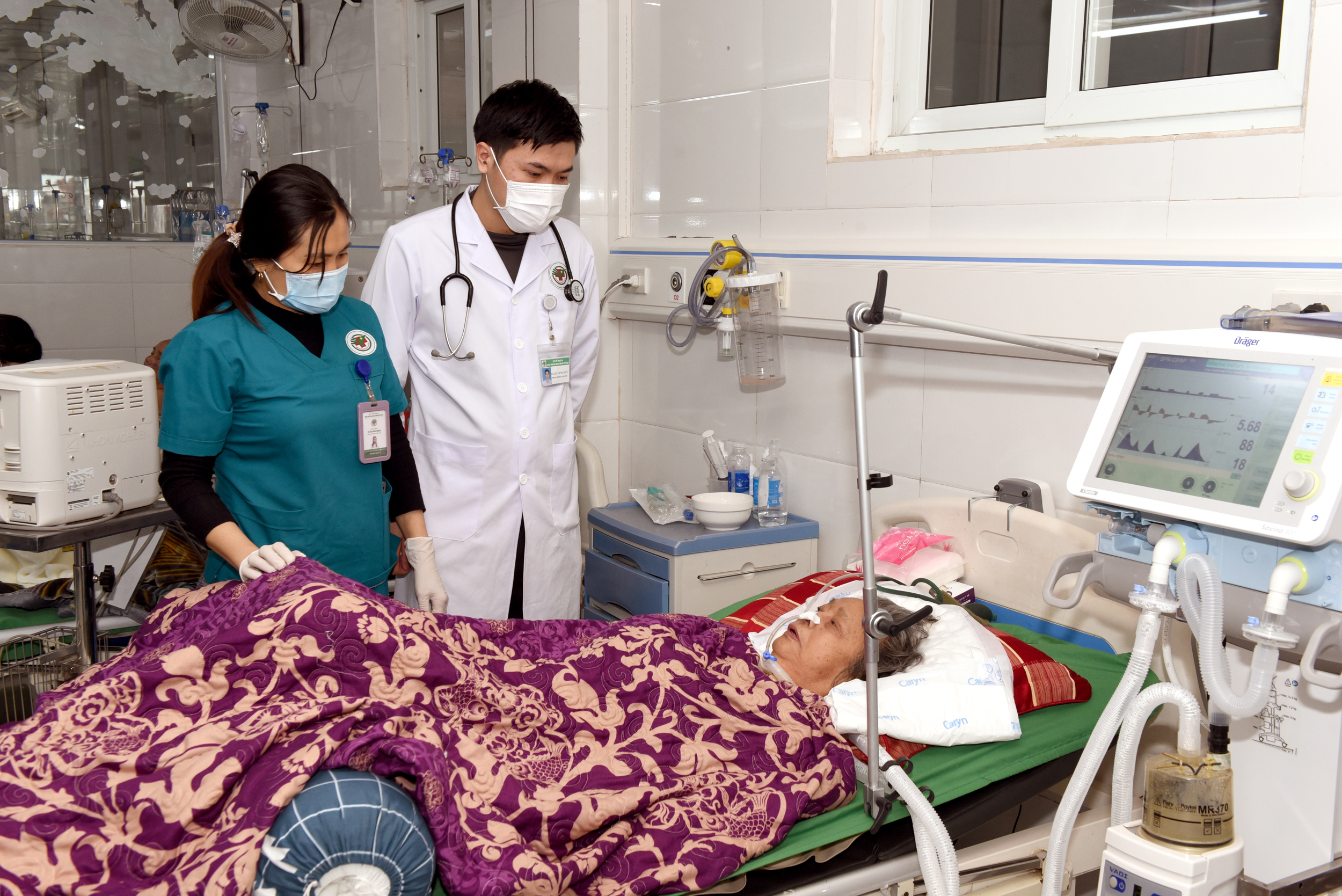 Bệnh viện bổ sung điều hòa 2 chiều, máy sưởi chống rét cho người bệnh- Ảnh 6.