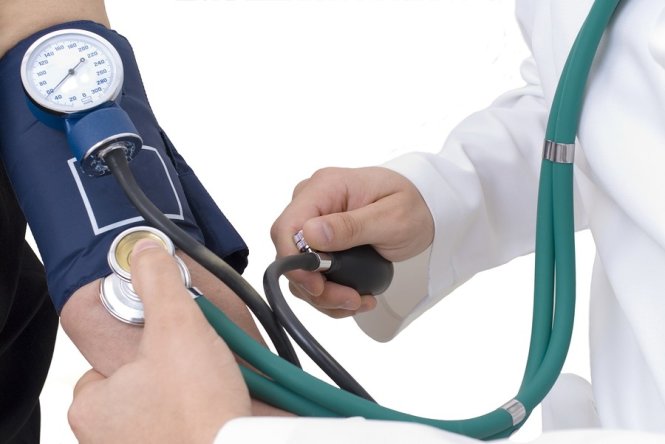Vì sao cần đo huyết áp? Cách bảo vệ huyết áp luôn ổn định