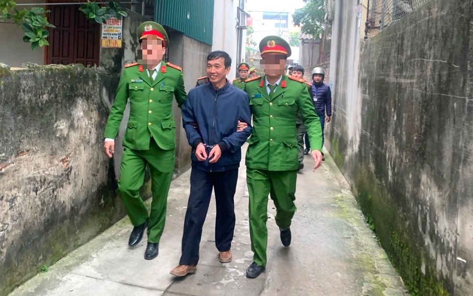 Truy nã người phụ nữ phát tán tài liệu chống phá Nhà nước- Ảnh 2. Bắt đối tượng tuyên truyền chống phá Nhà nước