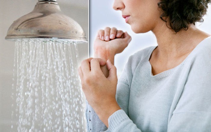 Lợi ích và rủi ro khi tắm nước nóng