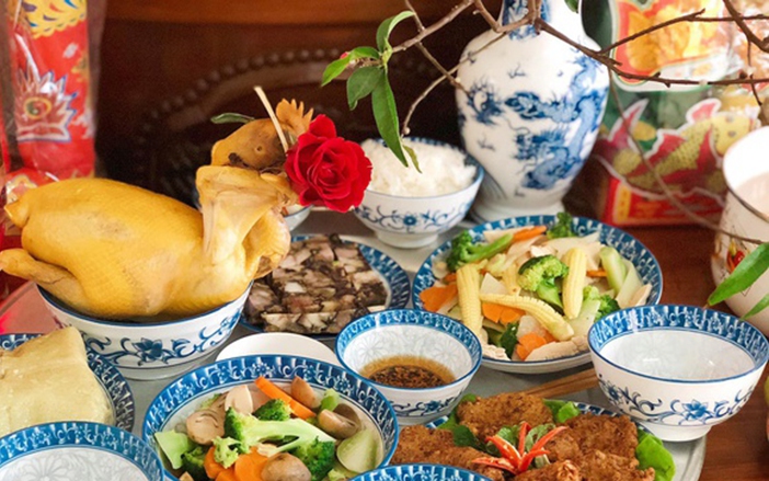 Mâm cơm và lễ vật cúng ông Công ông Táo 2024