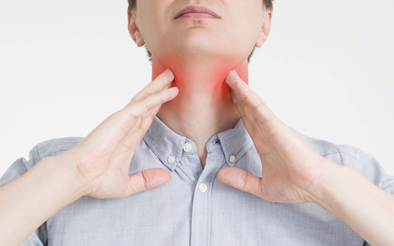 Heshet, röstförlust på grund av laryngit, hur återhämtar man sig snabbt? - Bild 1. Khàn tiếng, mất tiếng do viêm thanh quản, làm sao để nhanh khỏi?- Ảnh 1.