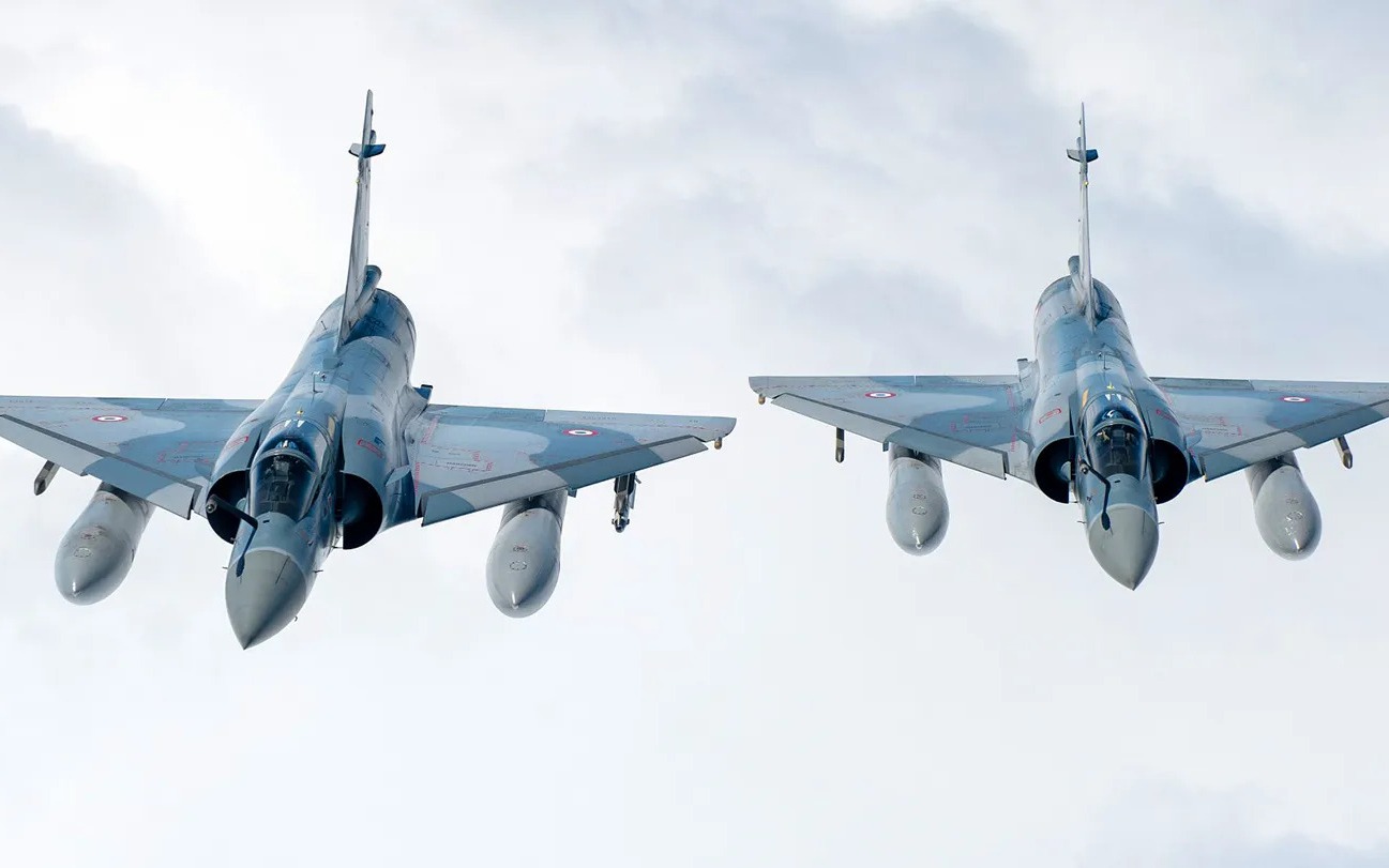 Ukraine sẽ nhận máy bay Mirage 2000 cùng tên lửa Storm Shadow, MICA từ Pháp