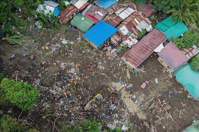 Lũ lụt và lở đất do bão Trà Mi khiến 130 người chết và mất tích tại Philippines- Ảnh 1.