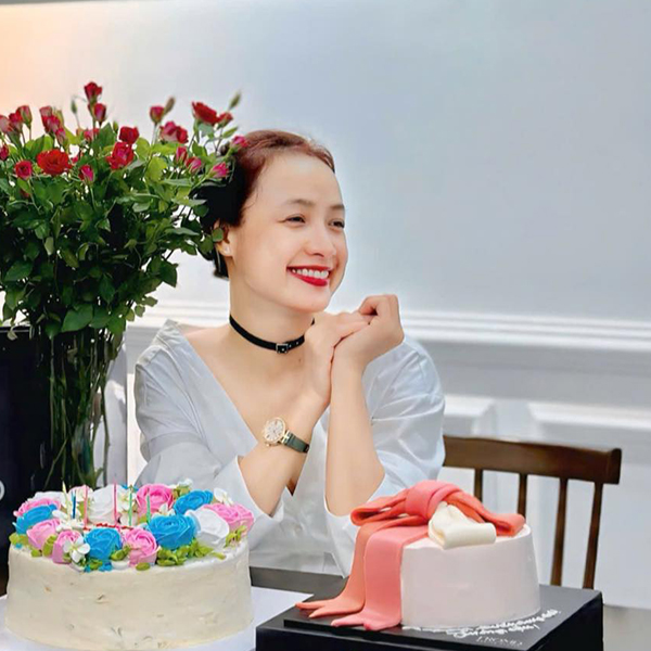 Chia tay đạo diễn nổi tiếng, sao phim 'Cổng mặt trời' tái hôn với chồng tâm lý, có cuộc sống bình dị- Ảnh 5.