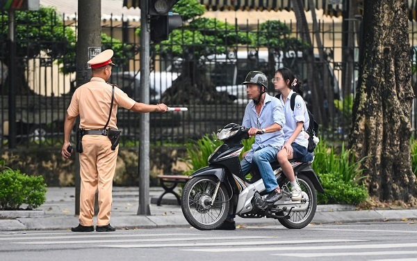 Hà Nội: Hơn 900 vi phạm giao thông liên quan đến học sinh qua 4 ngày đầu cao điểm