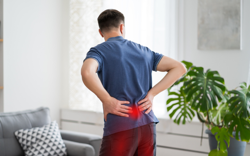 Chữa đau thắt lưng đột ngột đúng cách- Ảnh 2.