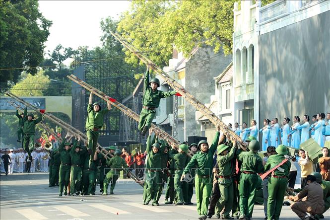 Thủ tướng Phạm Minh Chính dự 'Ngày hội Văn hoá vì Hoà bình’- Ảnh 15.