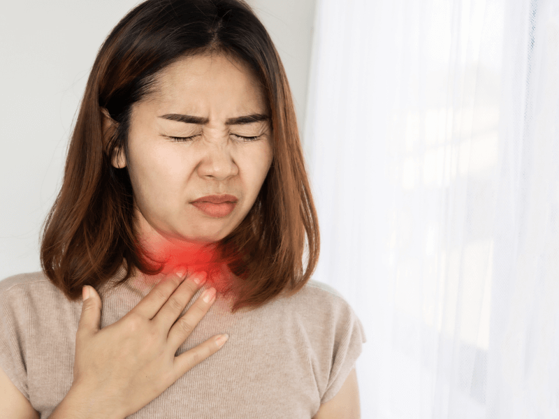 Đau rát họng khi nào cần đi khám bác sĩ?- Ảnh 2. Đau rát họng khi nào cần đi khám bác sĩ?- Ảnh 2.
