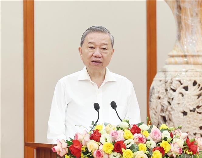 Tổng Bí thư Tô Lâm chủ trì buổi làm việc của Tiểu ban Văn kiện Đại hội XIV của Đảng- Ảnh 1.