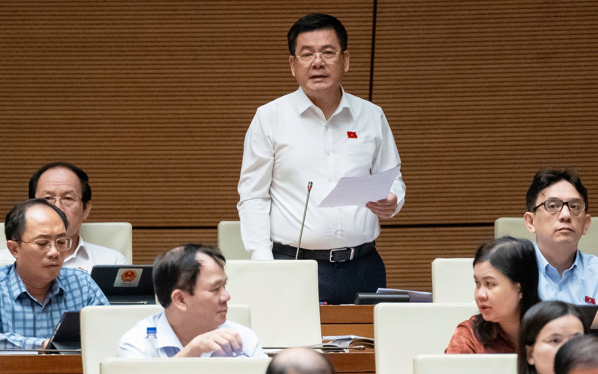 &quot;Bộ Công Thương thống nhất với Bộ Y tế cấm thuốc lá mới&quot;