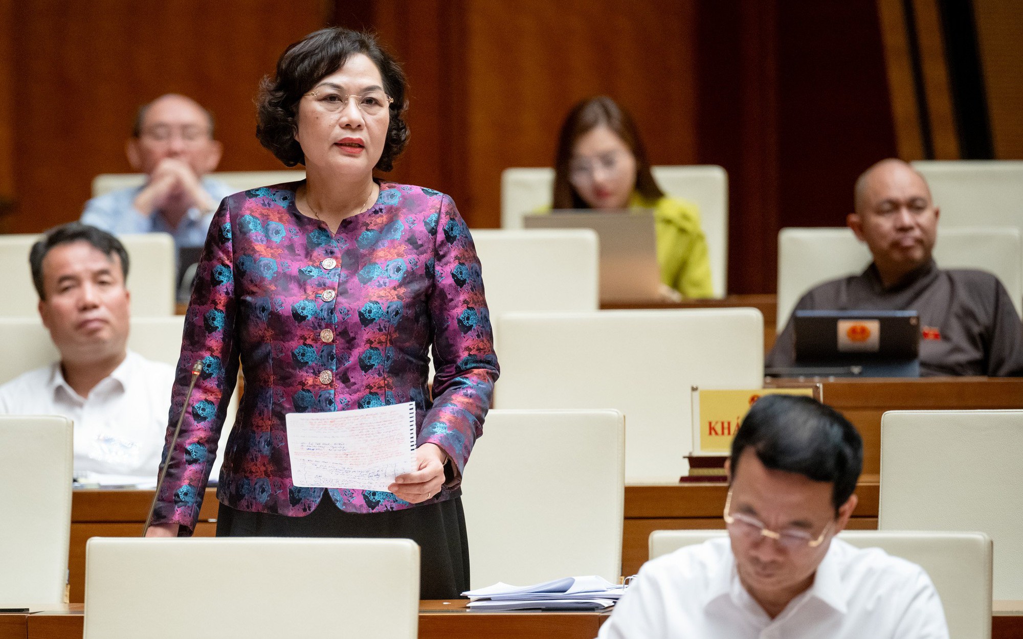 Thống đốc Ngân hàng Nhà nước khởi động phiên trả lời chất vấn trước Quốc hội