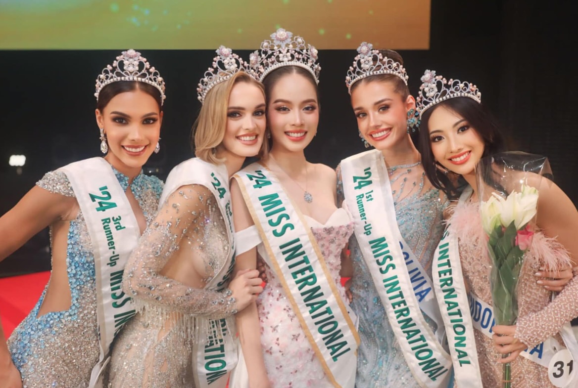 Video: 'Soi' phần ứng xử nhạy bén giúp Thanh Thủy ẵm vương miện Miss International 2024- Ảnh 2.