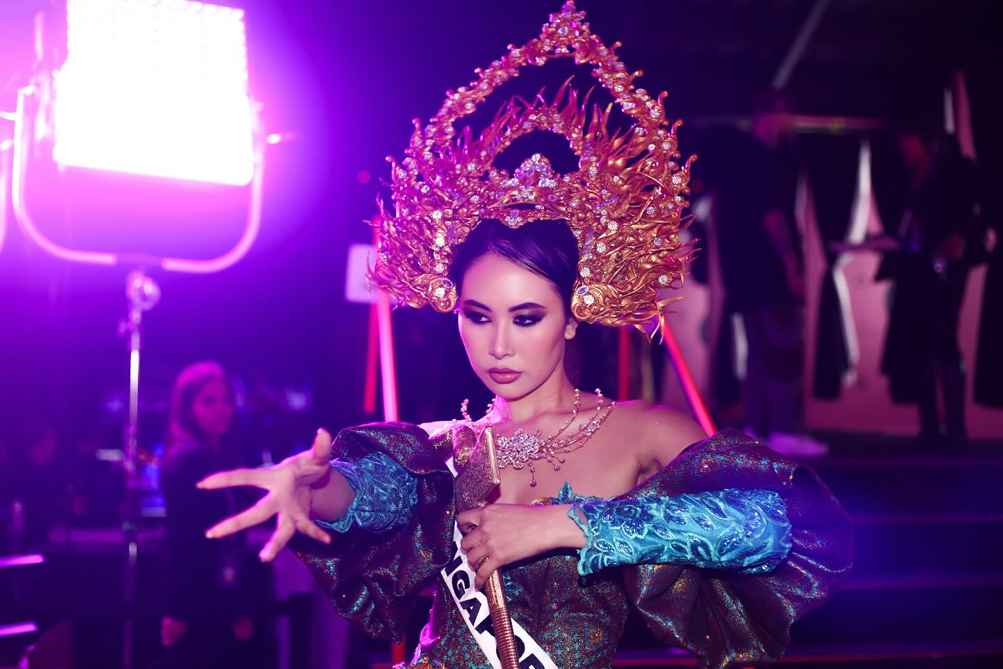 Kỳ Duyên 'bung lụa' cực ấn tượng tại bán kết Miss Universe- Ảnh 6.