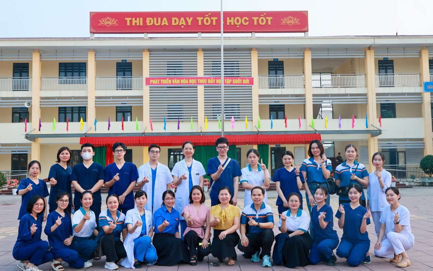 Gần 30% trẻ tại một trường tiểu học mắc tật khúc xạ nhưng phần lớn chưa từng đeo kính- Ảnh 3.