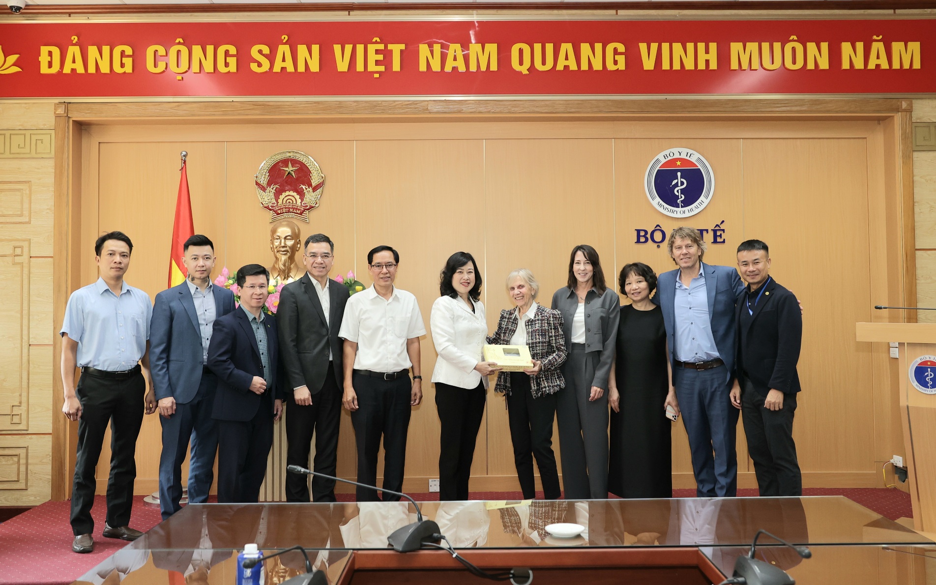 Hơn 100 trẻ em được phẫu thuật nụ cười miễn phí tại Nghệ An- Ảnh 3.