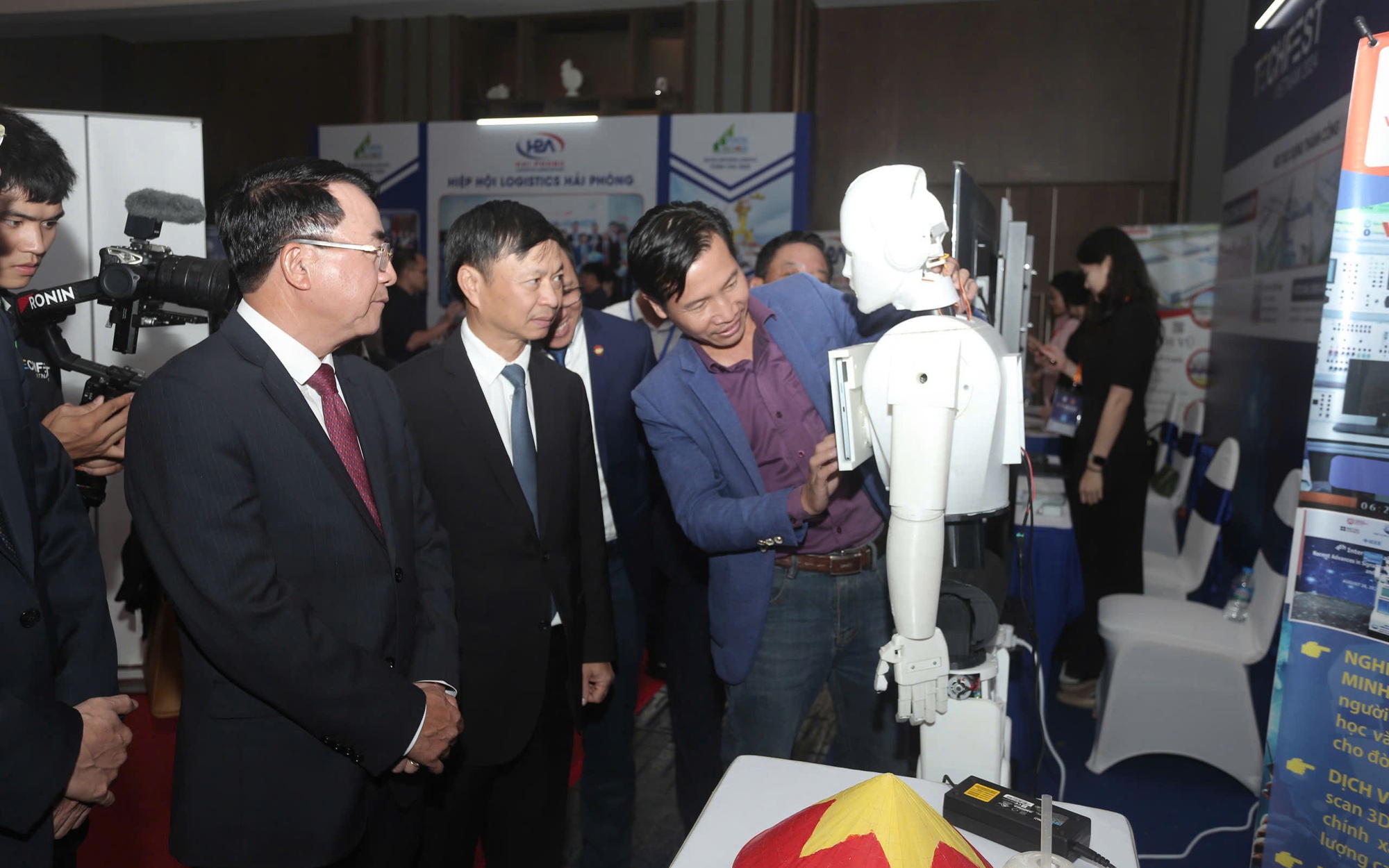 Việt Nam lần đầu vào Top 50 hệ sinh thái khởi nghiệp toàn cầu- Ảnh 2. Việt Nam thu hút 529 triệu USD vốn đầu tư mạo hiểm cho khởi nghiệp sáng tạo