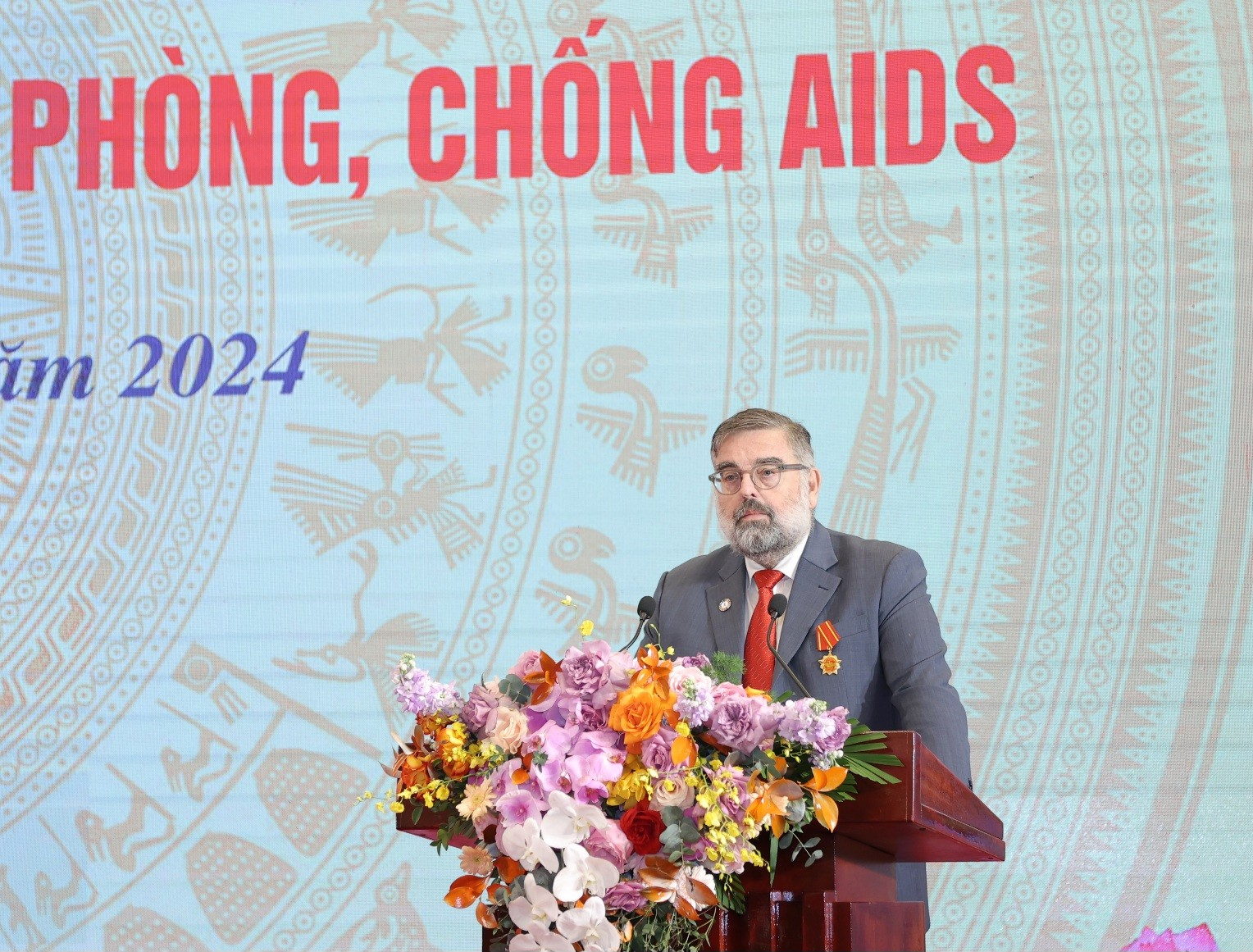 Việt Nam tiếp tục là điểm sáng về phòng, chống HIV/AIDS- Ảnh 3.