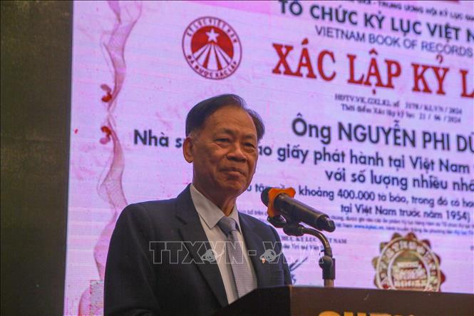 Xác lập kỷ lục nhà sưu tầm báo giấy nhiều nhất tại Việt Nam- Ảnh 1.