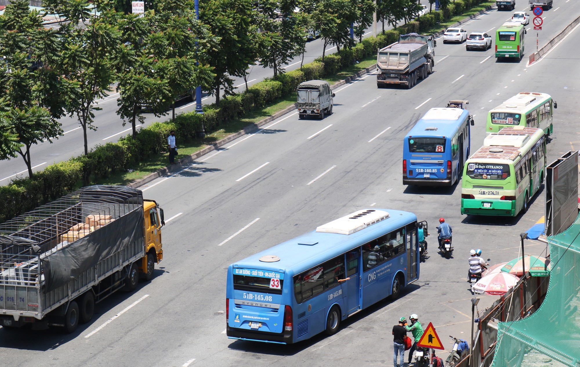 Xe buýt không chỉ tăng mỗi giá mà chất lượng dịch vụ cũng phải tăng theo
 - Ảnh 4.