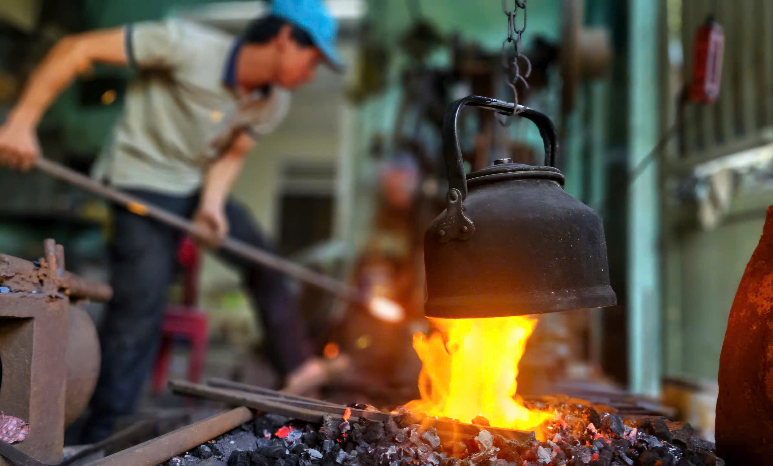 Có gì bên trong làng nghề truyền thống vừa được công nhận ở Huế?- Ảnh 6.