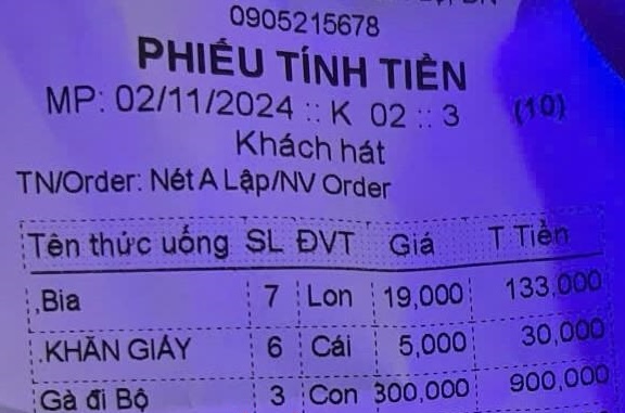 Công an phát hiện món 'gà đi bộ' phục vụ khách hát karaoke- Ảnh 1.