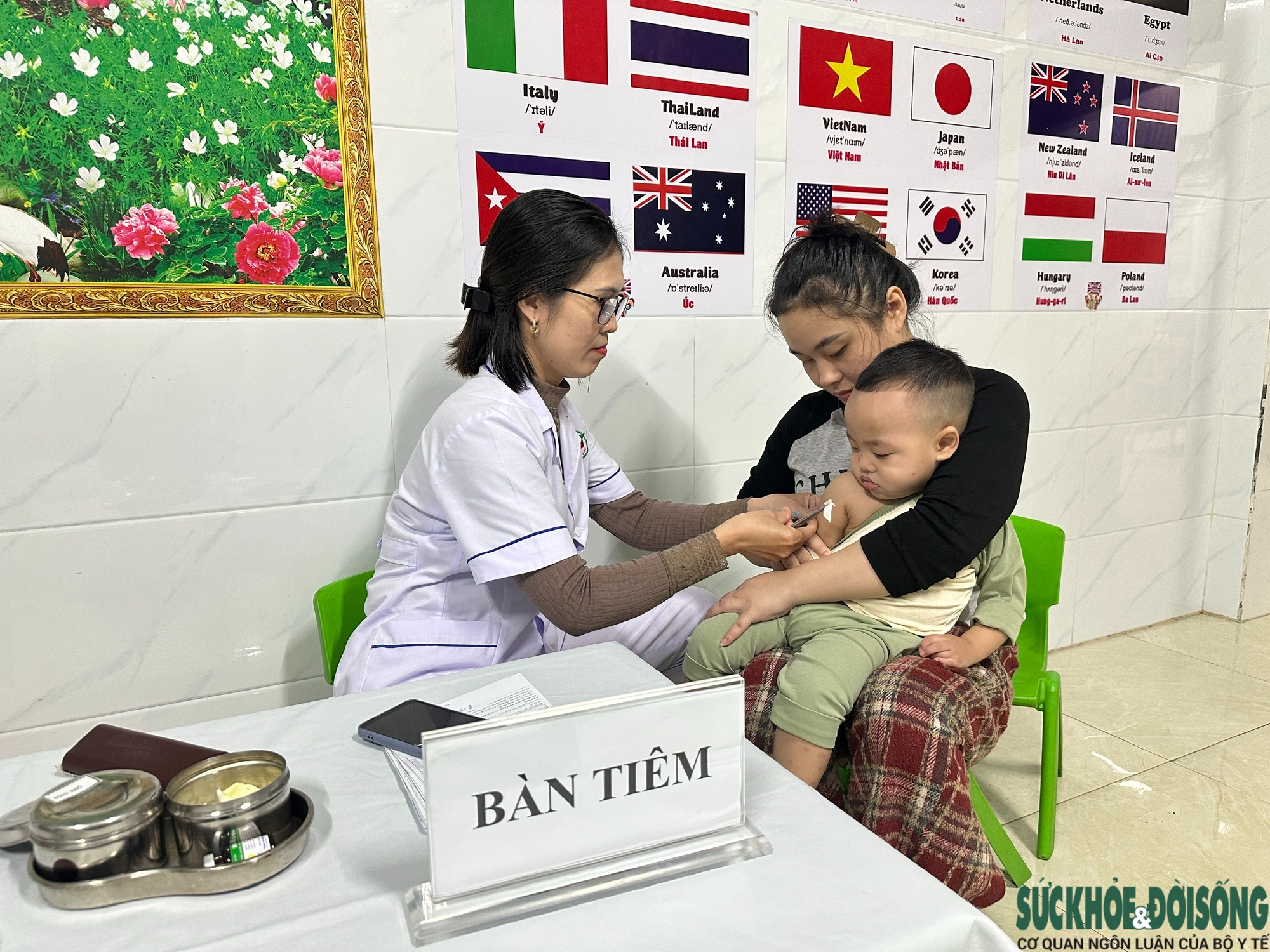 Nghệ An triển khai chiến dịch tiêm vaccine sởi cho trẻ 1- 5 tuổi- Ảnh 4.