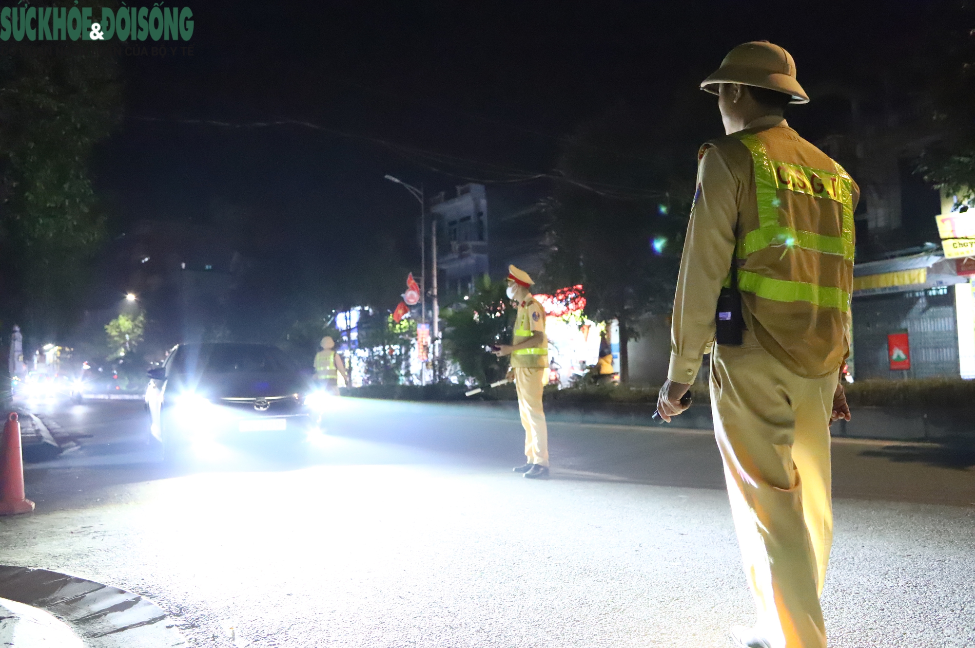 CSGT 'bày binh bố trận', ma men không có lối thoát dù quay xe hay lẩn trốn- Ảnh 10.