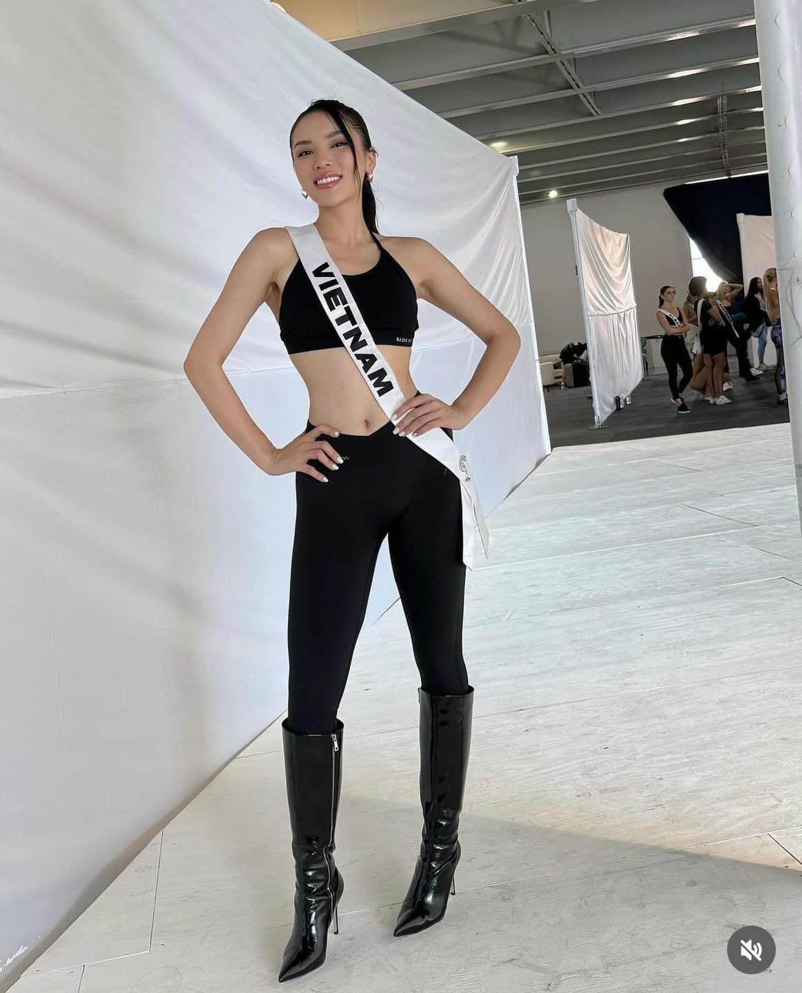 Kỳ Duyên bị thất lạc trang phục dân tộc tại Miss Universe 2024- Ảnh 2.