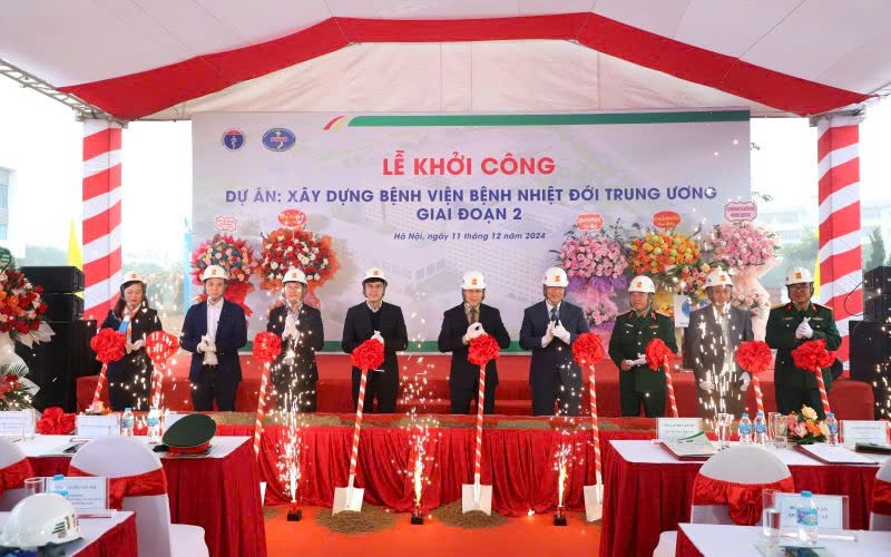 BSCKII Nguyễn Trung Cấp tiếp tục được bổ nhiệm làm Phó Giám đốc chuyên môn Bệnh viện Bệnh nhiệt đới TW- Ảnh 4. Bệnh viện Bệnh Nhiệt đới TW sẽ có quy mô 1.000 giường, cơ hội phát triển dịch vụ y tế chất lượng cao