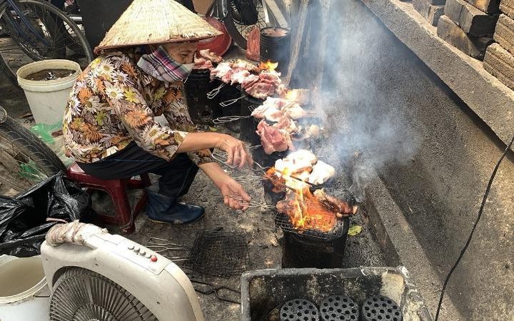 Hà Nội cấm dùng than tổ ong, đốt rơm rạ để giảm thiểu ô nhiễm không khí