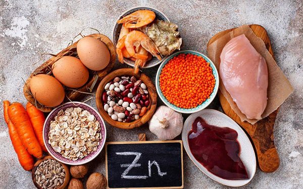 Dấu hiệu thiếu kẽm thường gặp ở trẻ và các thực phẩm giàu kẽm