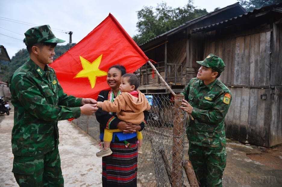 Quân đội nhân dân Việt Nam: Truyền thống hào hùng, sự nghiệp vẻ vang- Ảnh 3.