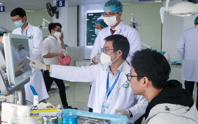 Mở rộng chính sách hỗ trợ học phí, học bổng cho sinh viên y khoa- Ảnh 4.