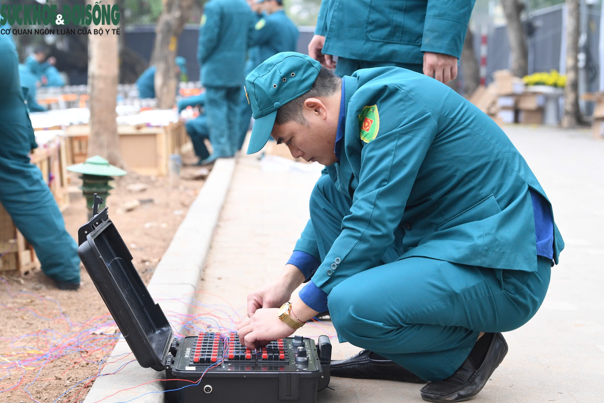 Sẵn sàng cho màn trình diễn pháo hoa chào năm mới 2025 
- Ảnh 11.