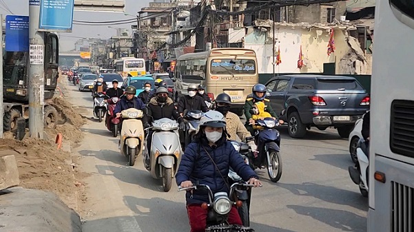 Hà Nội: Thi công 'nhỏ giọt', dự án đường Tam Trinh mở rộng có về đích đúng hẹn?- Ảnh 10.