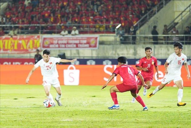 ASEAN Cup 2024: Đội tuyển Việt Nam giành chiến thắng 4-1 trước đội tuyển Lào- Ảnh 1.