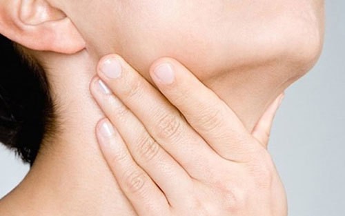 Nuốt đau, nuốt khó cảnh giác với ung thư thực quản