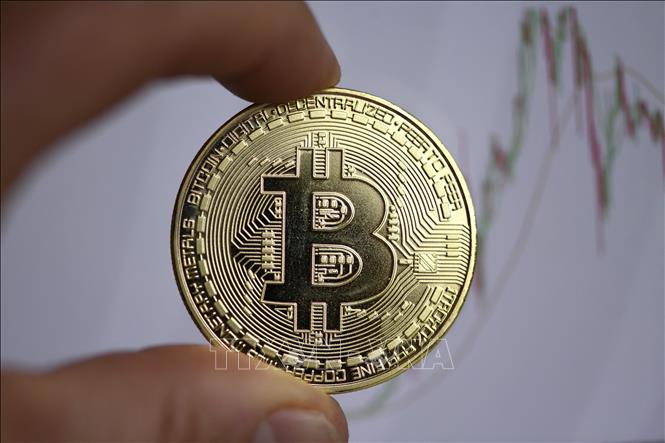 Giá Bitcoin trở lại mốc 50.000 USD lần đầu tiên kể từ năm 2021- Ảnh 1.