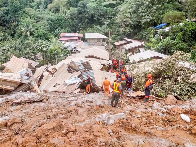 Số nạn nhân tử vong trong thảm họa lở đất Philipines lên tới 92 người- Ảnh 1.